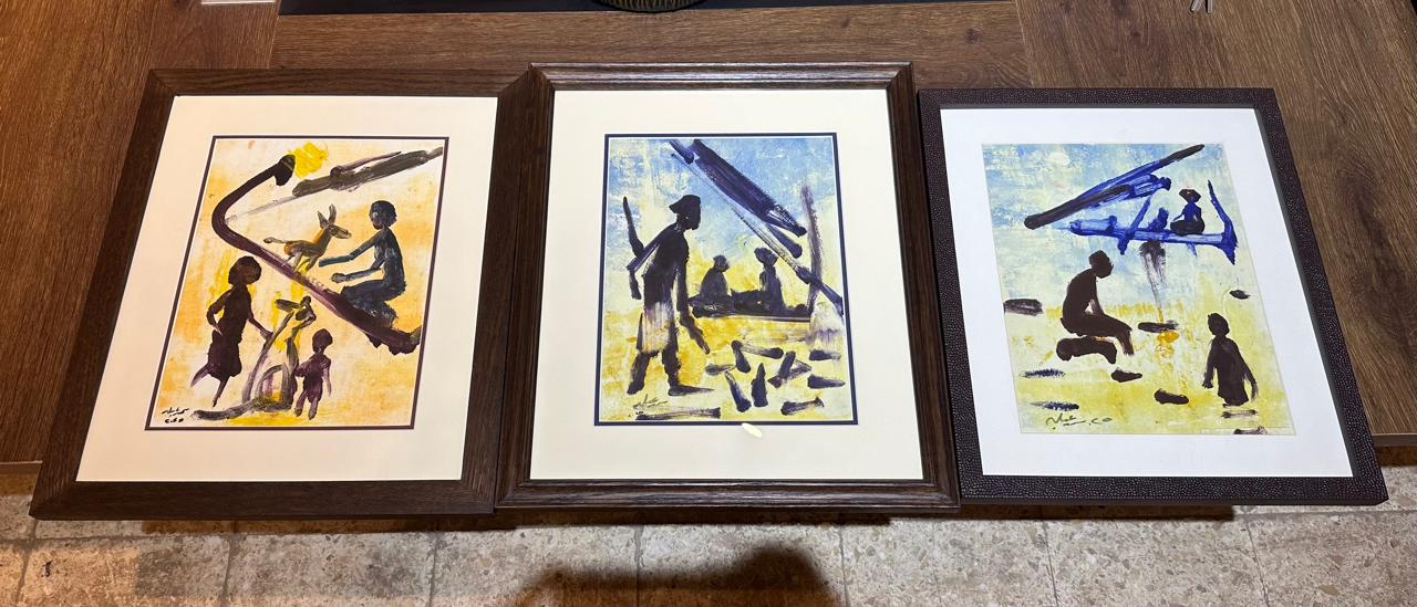 Frames with different matting